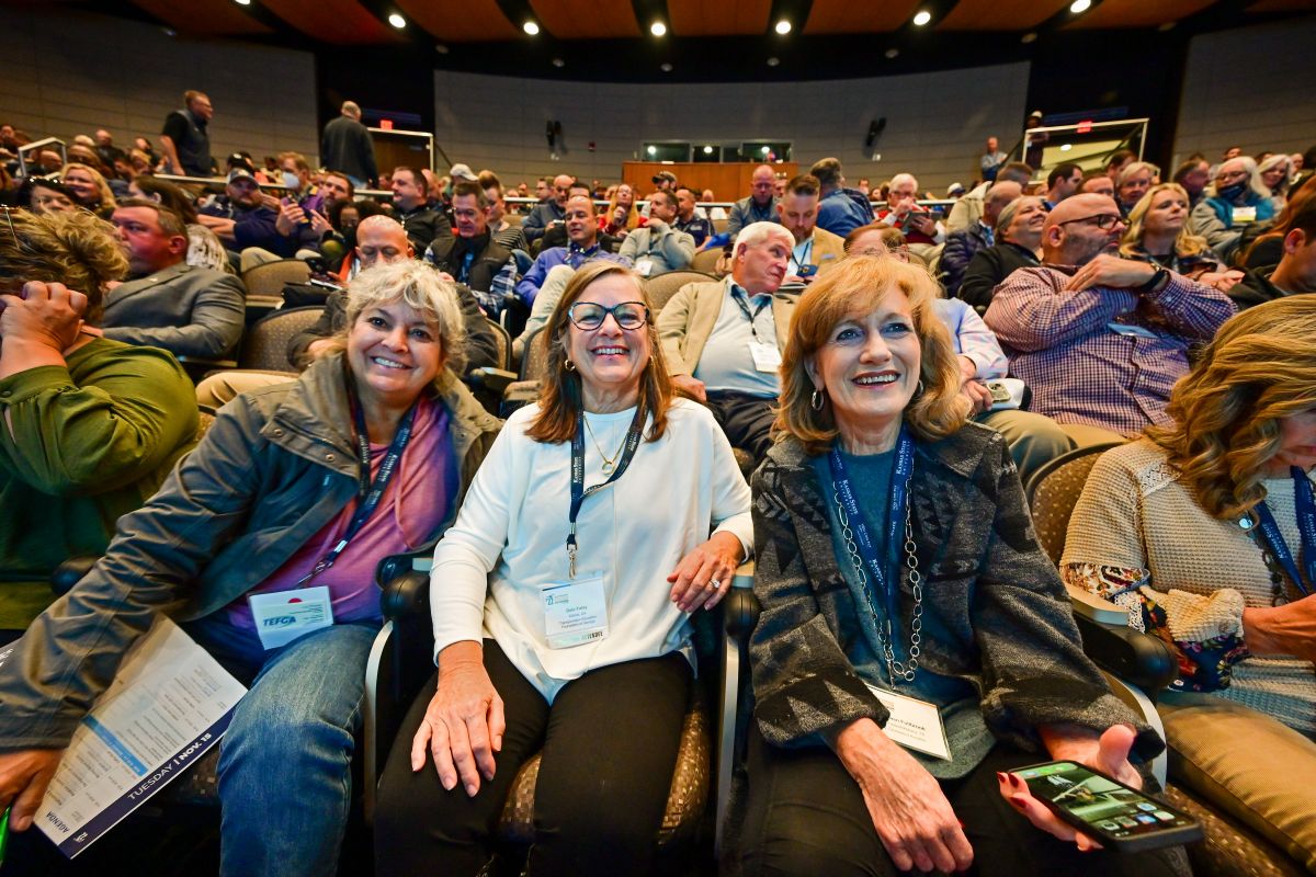 Educators including Debi Foley of Atlanta participate in a tour of FedEx headquarters during the AOPA High School Aviation STEM Symposium hosted by FedEx in Memphis, Tennessee, Nov. 14, 2022.  Photo by David Tulis.
