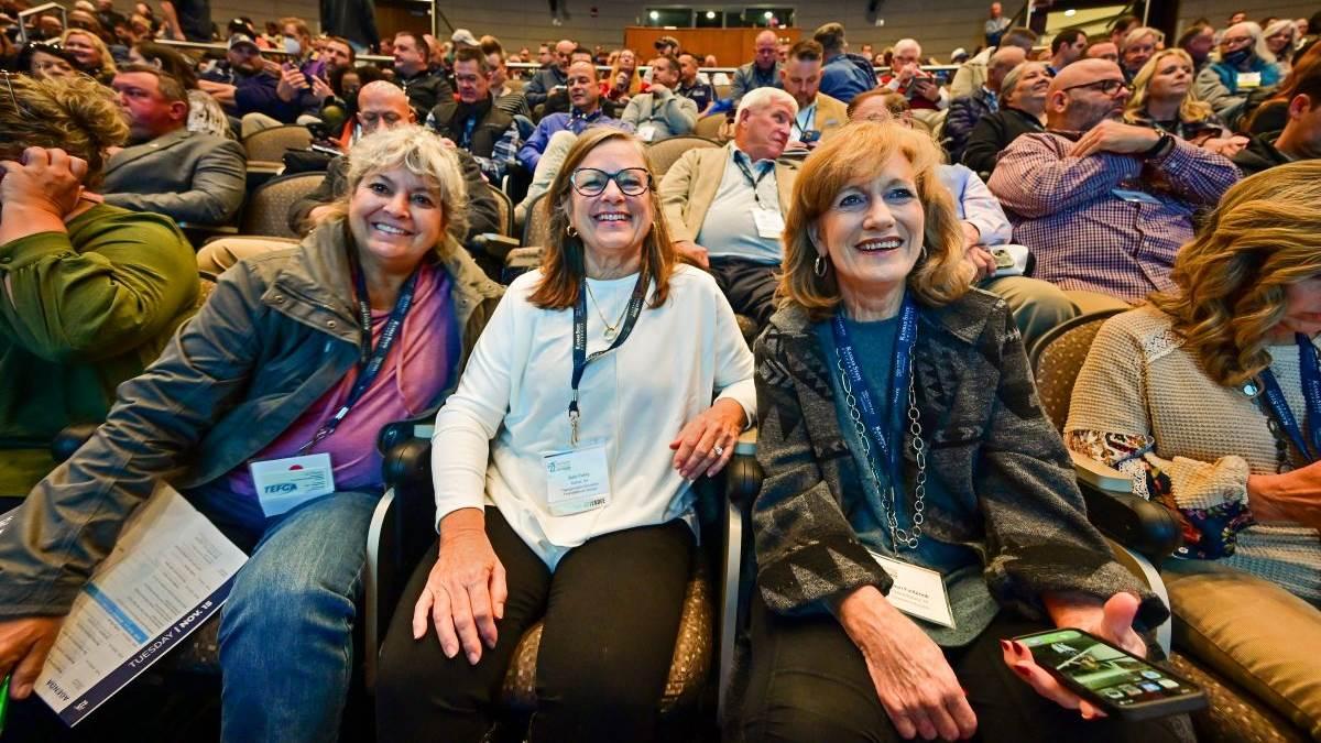 Educators including Debi Foley of Atlanta participate in a tour of FedEx headquarters during the AOPA High School Aviation STEM Symposium hosted by FedEx in Memphis, Tennessee, Nov. 14, 2022.  Photo by David Tulis.